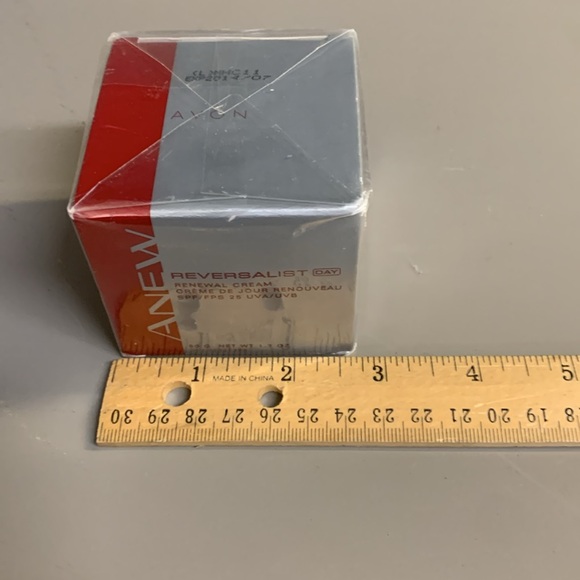 Avon Anew Reversalist Day Renewal Cream Anti Aging Brand New Factory Sealed - Picture 8 of 12